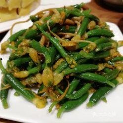 乳瓜如何炒着吃视频,家常美味轻松学